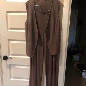 Pantsuit .. wide legs.. rayon